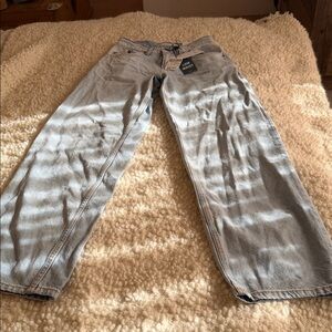 Women's Light Blue Jeans